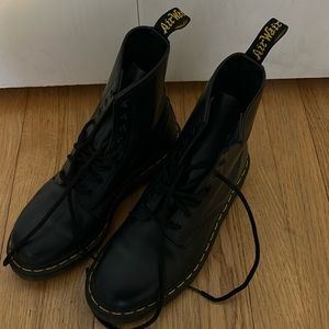 Navy Doc Martens, size 7, excellent condition